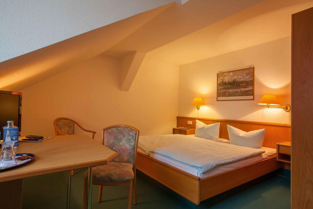 Hotel Arcus Эльстерверда Экстерьер фото